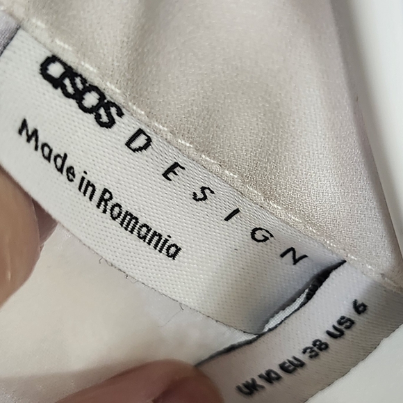 Asos Design Blouse. Size 6 - Picture 9 of 9